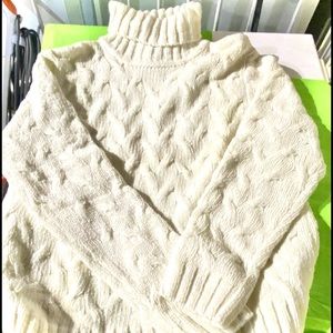 Vintage Evan-picone turtle neck cream sweater